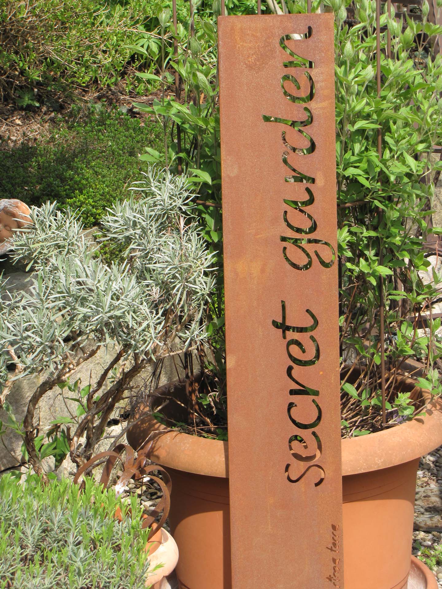 Prima Terra Gartenstele Rost mit Schriftzug Englisch