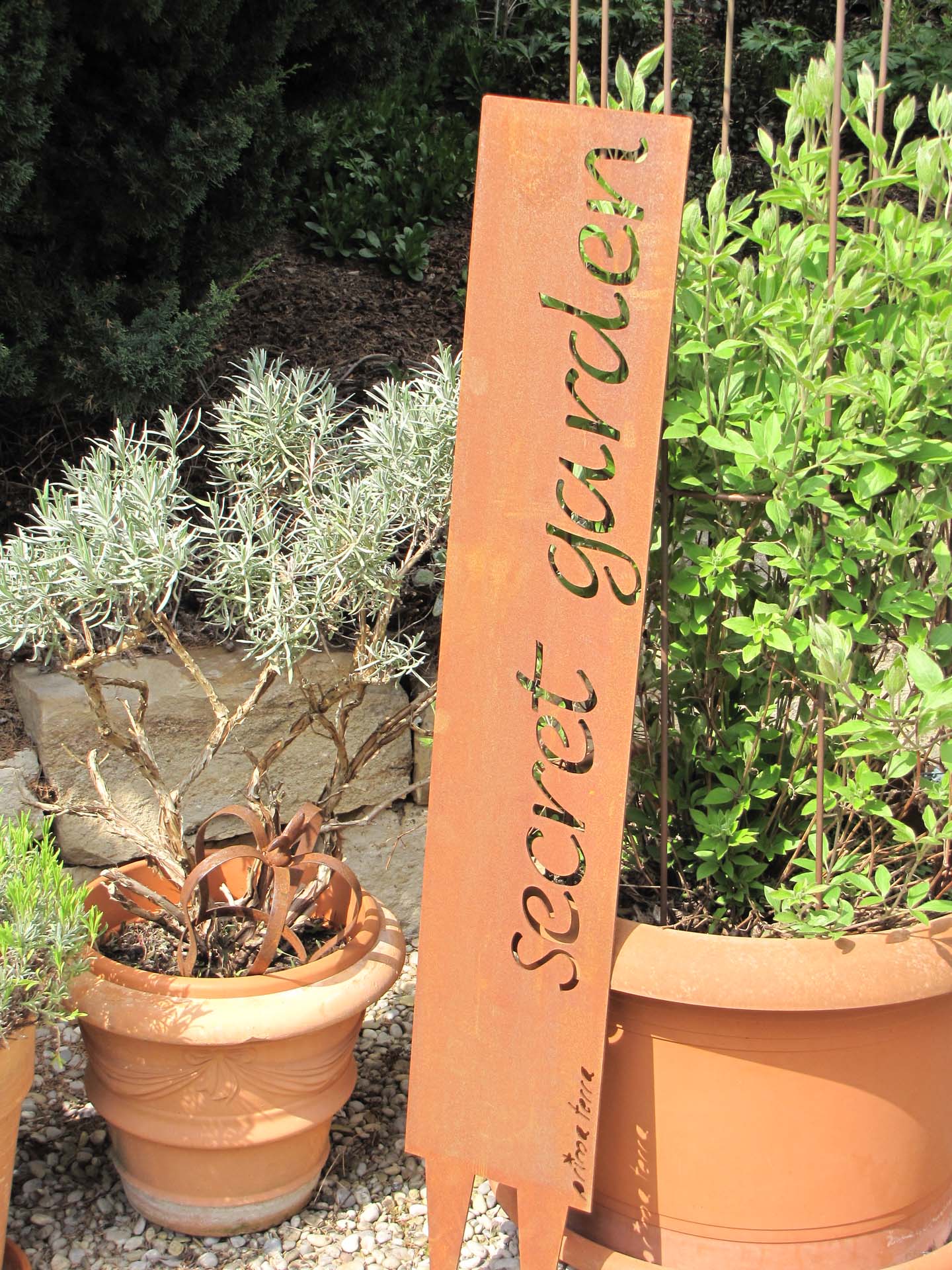 Prima Terra Gartenstele Rost mit Schriftzug Englisch